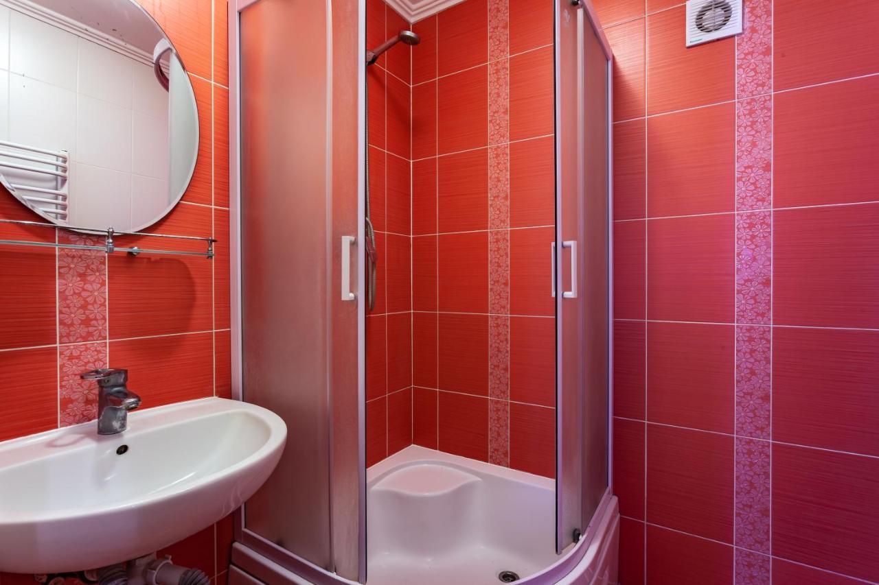 Four Bedrooms Apartment In The Heart Of Lviv Extérieur photo